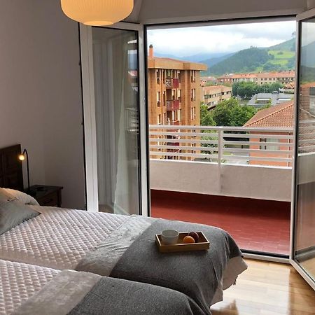 Apartmán Piso Centrico Y Tranquilo En Gernika Exteriér fotografie