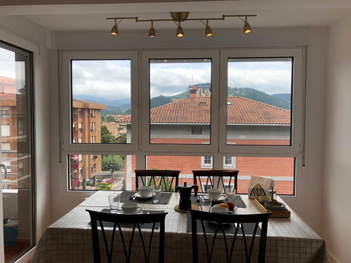 Apartmán Piso Centrico Y Tranquilo En Gernika Exteriér fotografie